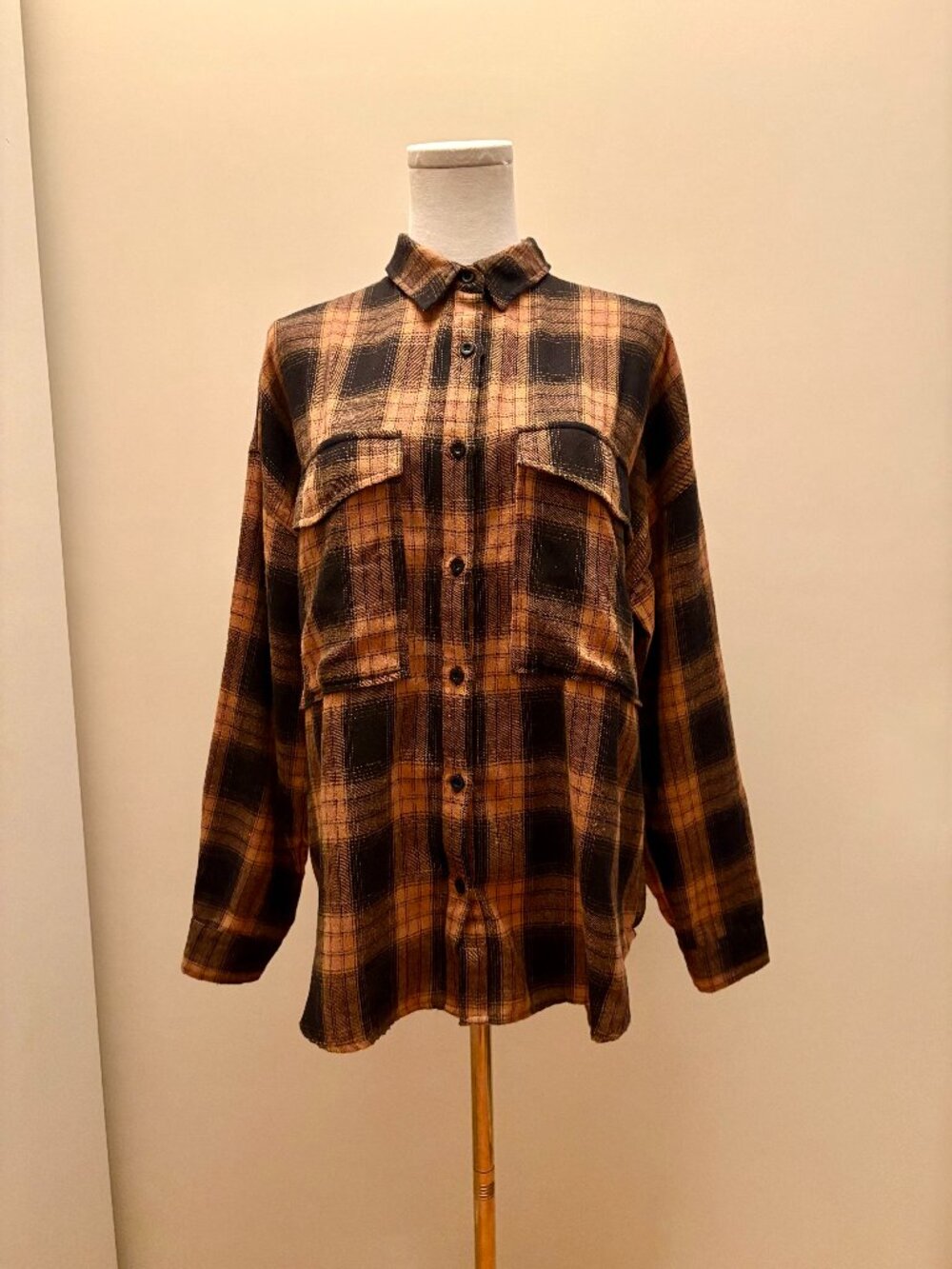 Petaluma Cotton Blend Plaid Button Down Top